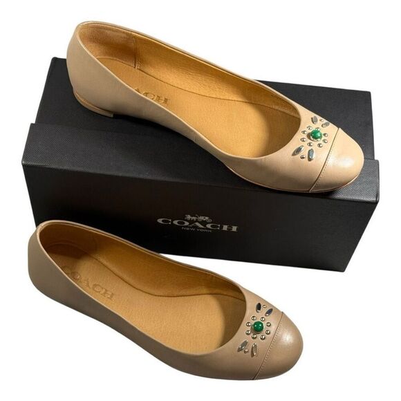 Coach Farrell Semi Matte Calf Ballet Flats Women’s Shoes Stone With Box 7 - Picture 1 of 14